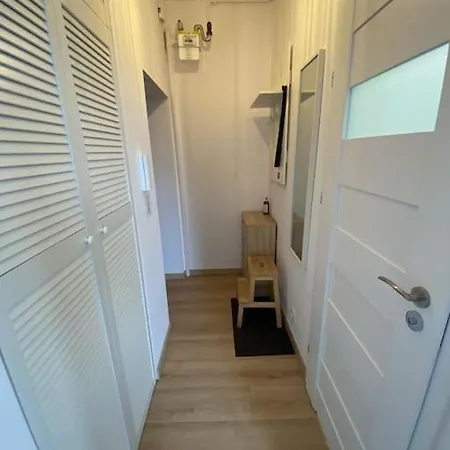 Cozy Apartment Near Lazienki Royal Park Διαμέρισμα Βαρσοβία