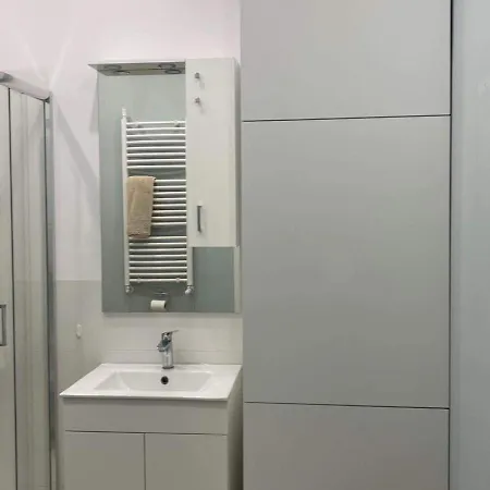 Cozy Apartment Near Lazienki Royal Park * Varsavia